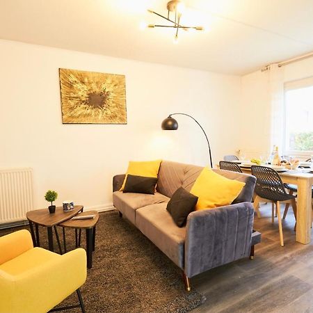 Mona Lisa : Superbe Loft Centre Ville - Parking Gratuit - Wifi Ultra Rapide-Appareil Massage-Netflix-Jeu Societe 特鲁瓦 外观 照片