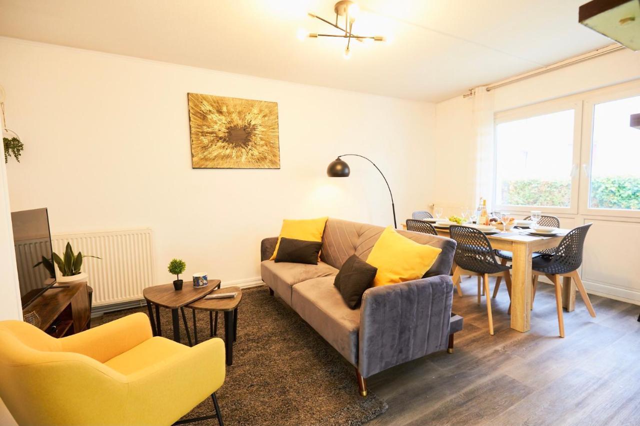 Mona Lisa : Superbe Loft Centre Ville - Parking Gratuit - Wifi Ultra Rapide-Appareil Massage-Netflix-Jeu Societe 特鲁瓦 外观 照片